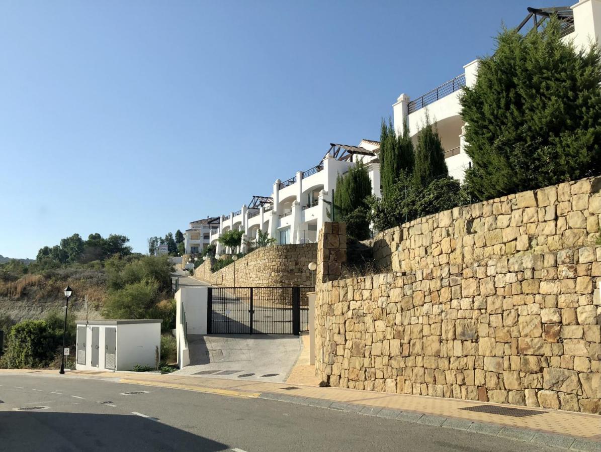 Albatros Golf View 2394 Apartment Casares Exterior photo
